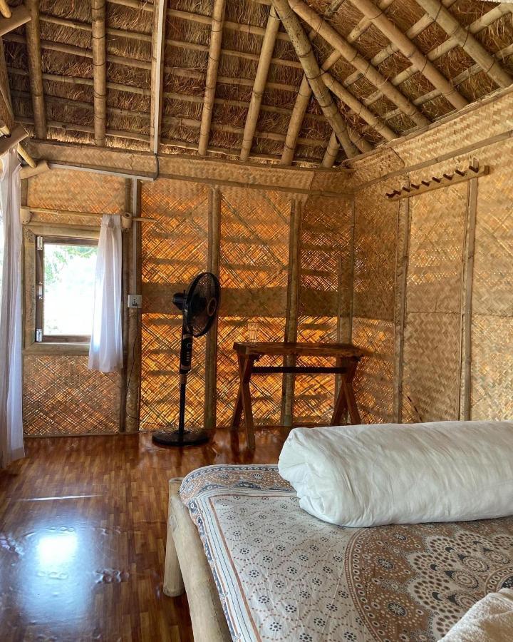 Happy Lemon Tree Lodge Sauraha Ngoại thất bức ảnh